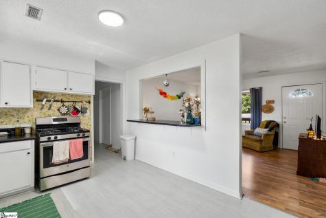308 Clayton Street Central SC 29630