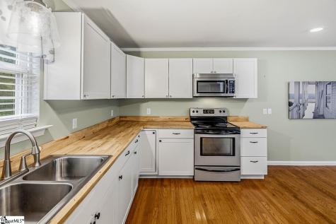 2585 Pineland Shores Circle Cross Hill SC 29322