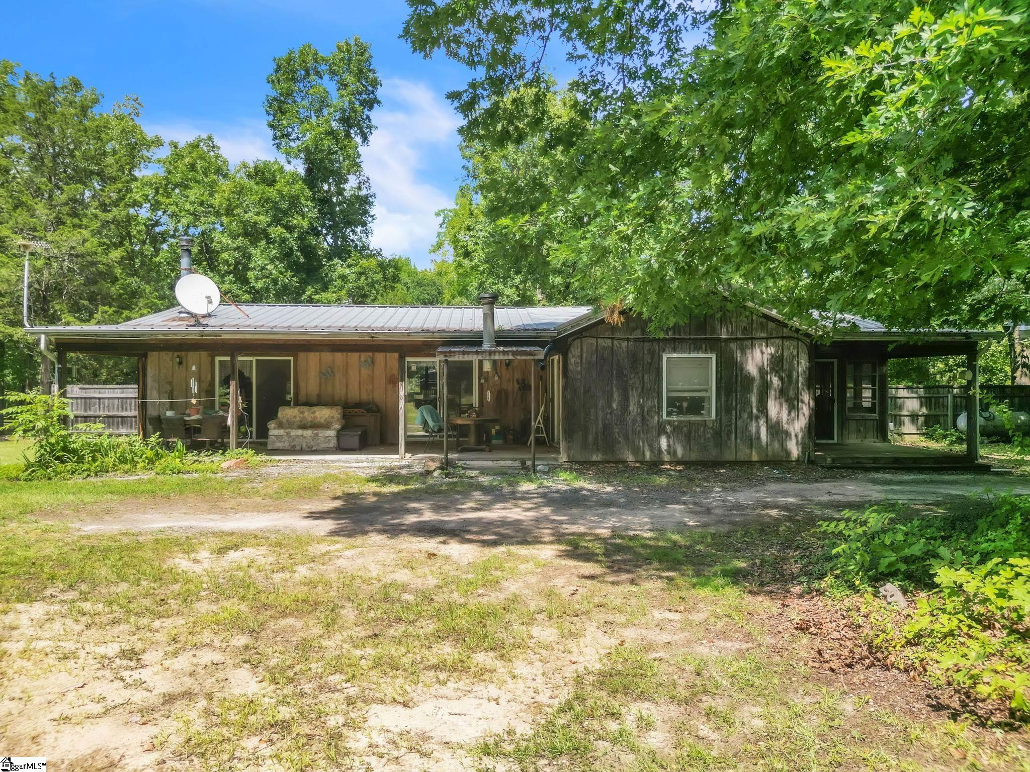 934 Rocky Ridge Road Enoree SC 29335