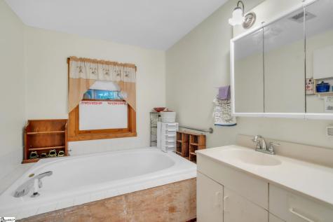 934 Rocky Ridge Road Enoree SC 29335