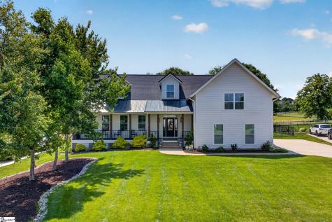 416 Pleven Way Pelzer SC 29669