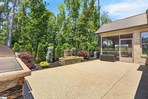 612 Elexa Court Greer SC 29650