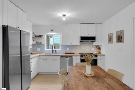 123 Mountain Chase Drive Taylors SC 29687
