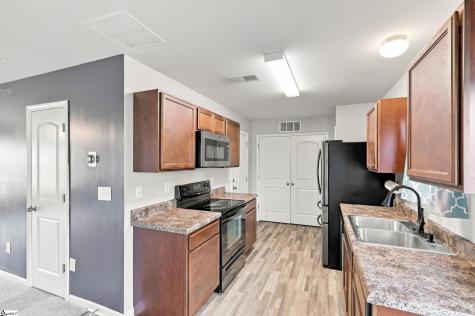 129 Colonial Walk Pickens SC 29671