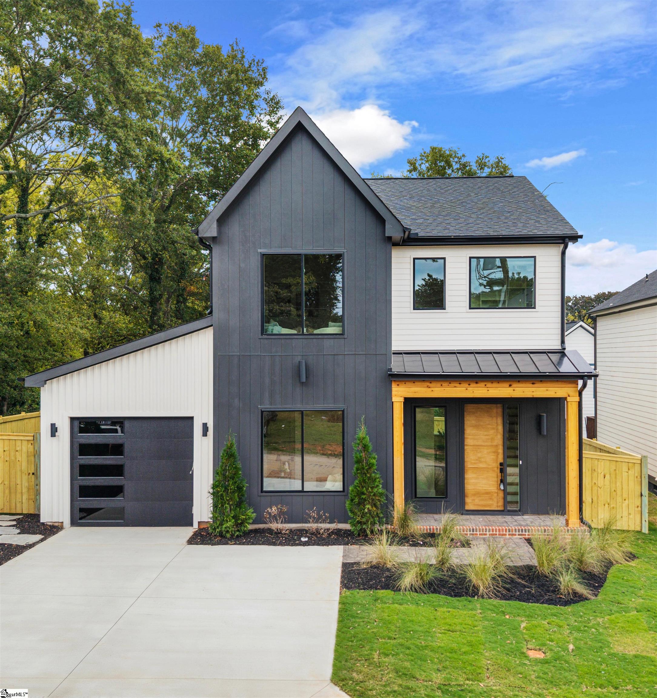 107 Taylor Street Greenville SC 29601