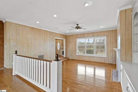 414 Giggle Drive Laurens SC 29360