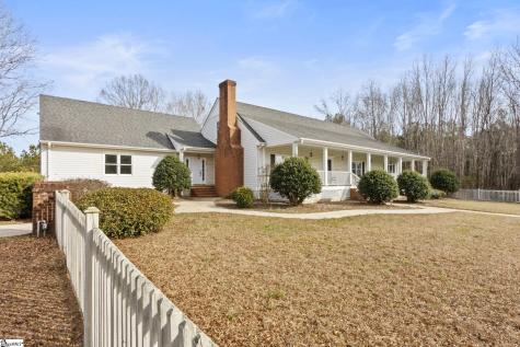 414 Giggle Drive Laurens SC 29360