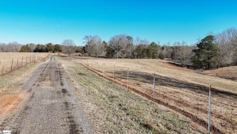 414 Giggle Drive Laurens SC 29360