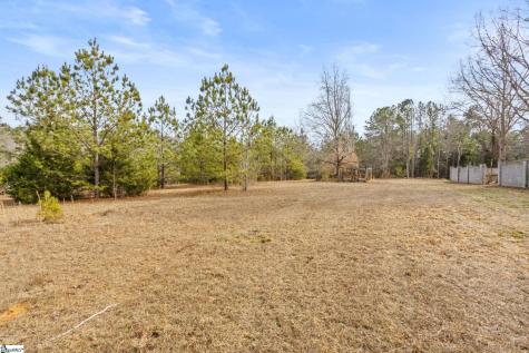 414 Giggle Drive Laurens SC 29360