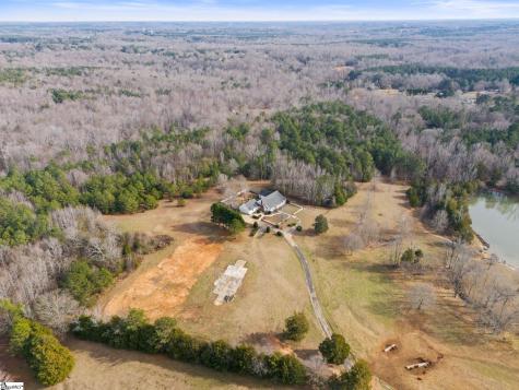 414 Giggle Drive Laurens SC 29360