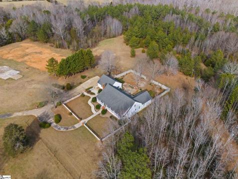 414 Giggle Drive Laurens SC 29360