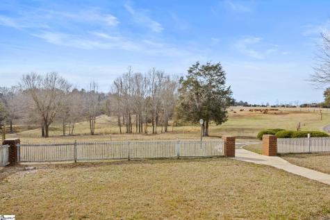 414 Giggle Drive Laurens SC 29360