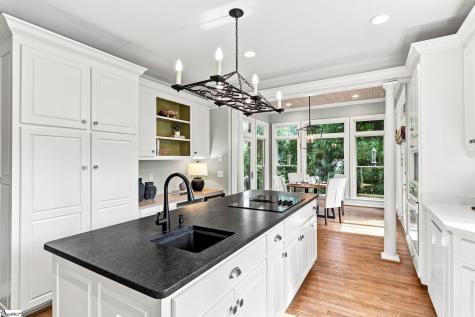 41 Lanneau Drive Greenville SC 29605