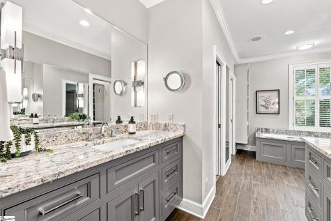 41 Lanneau Drive Greenville SC 29605