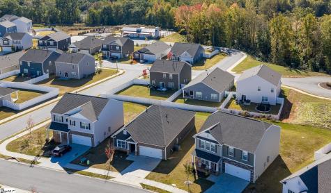 680 Hollyrose Circle Greenville SC 29605