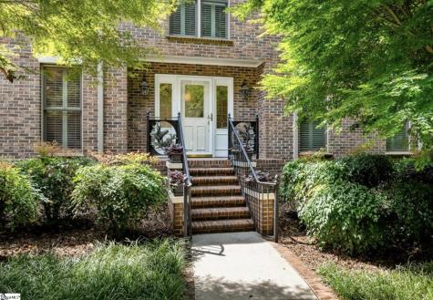 208 Oak Hollow Court Seneca SC 29672