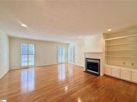 208 Oak Hollow Court Seneca SC 29672
