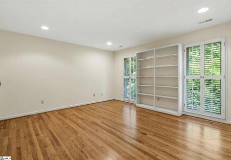 208 Oak Hollow Court Seneca SC 29672