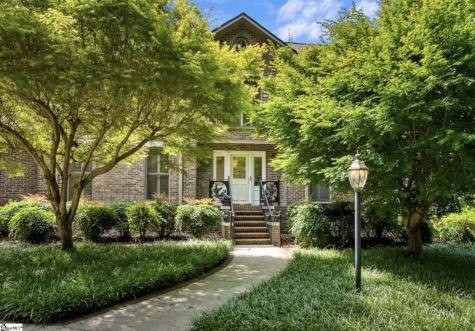 208 Oak Hollow Court Seneca SC 29672