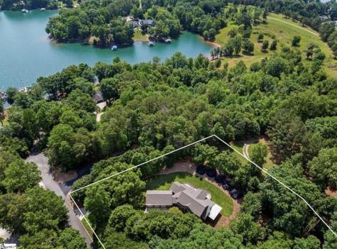 208 Oak Hollow Court Seneca SC 29672