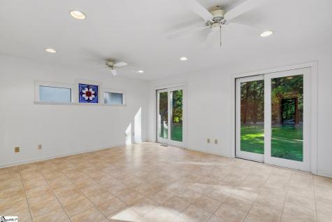 208 Oak Hollow Court Seneca SC 29672