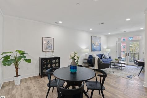 98 E Mcbee Avenue Greenville SC 29601