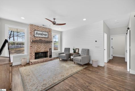 4588 N Highway 14 Greer SC 29651