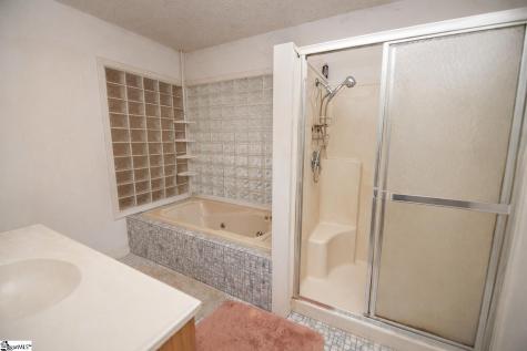 160 Mcbeth Road Cowpens SC 29330