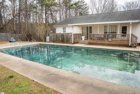 160 Mcbeth Road Cowpens SC 29330
