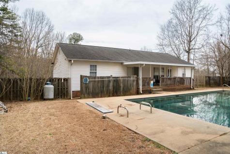 160 Mcbeth Road Cowpens SC 29330