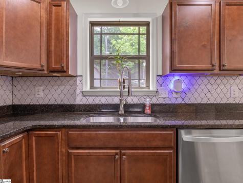 618 Chastine Drive Spartanburg SC 29301