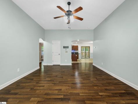 618 Chastine Drive Spartanburg SC 29301