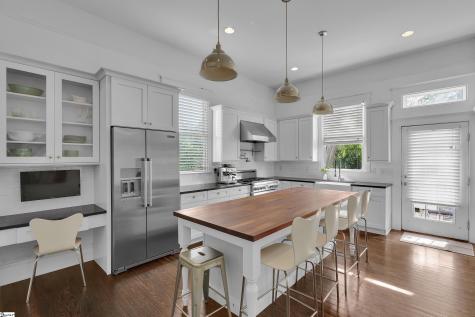 409 Perry Avenue Greenville SC 29601