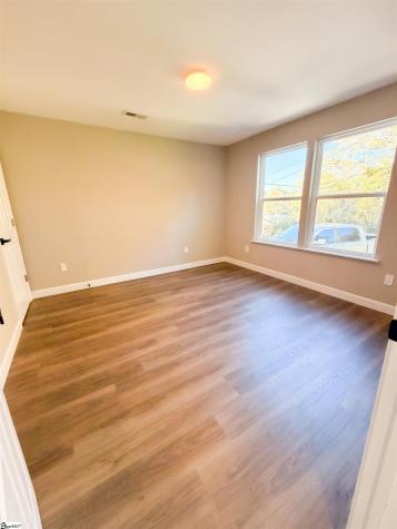 4 Thrift Street Greenville SC 29609