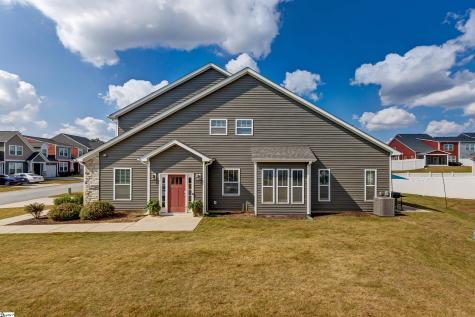 1039 Glohaven Way Boiling Springs SC 29316