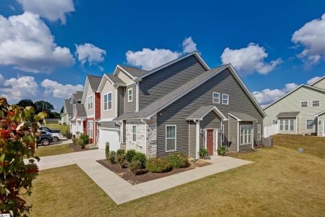 1039 Glohaven Way Boiling Springs SC 29316