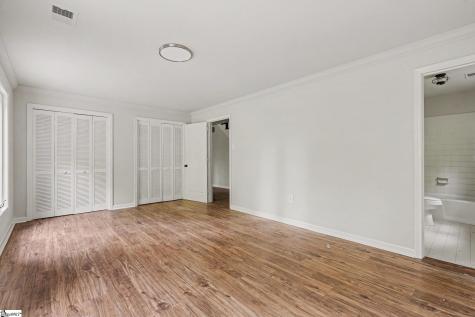210 Lakeview Drive Seneca SC 29672