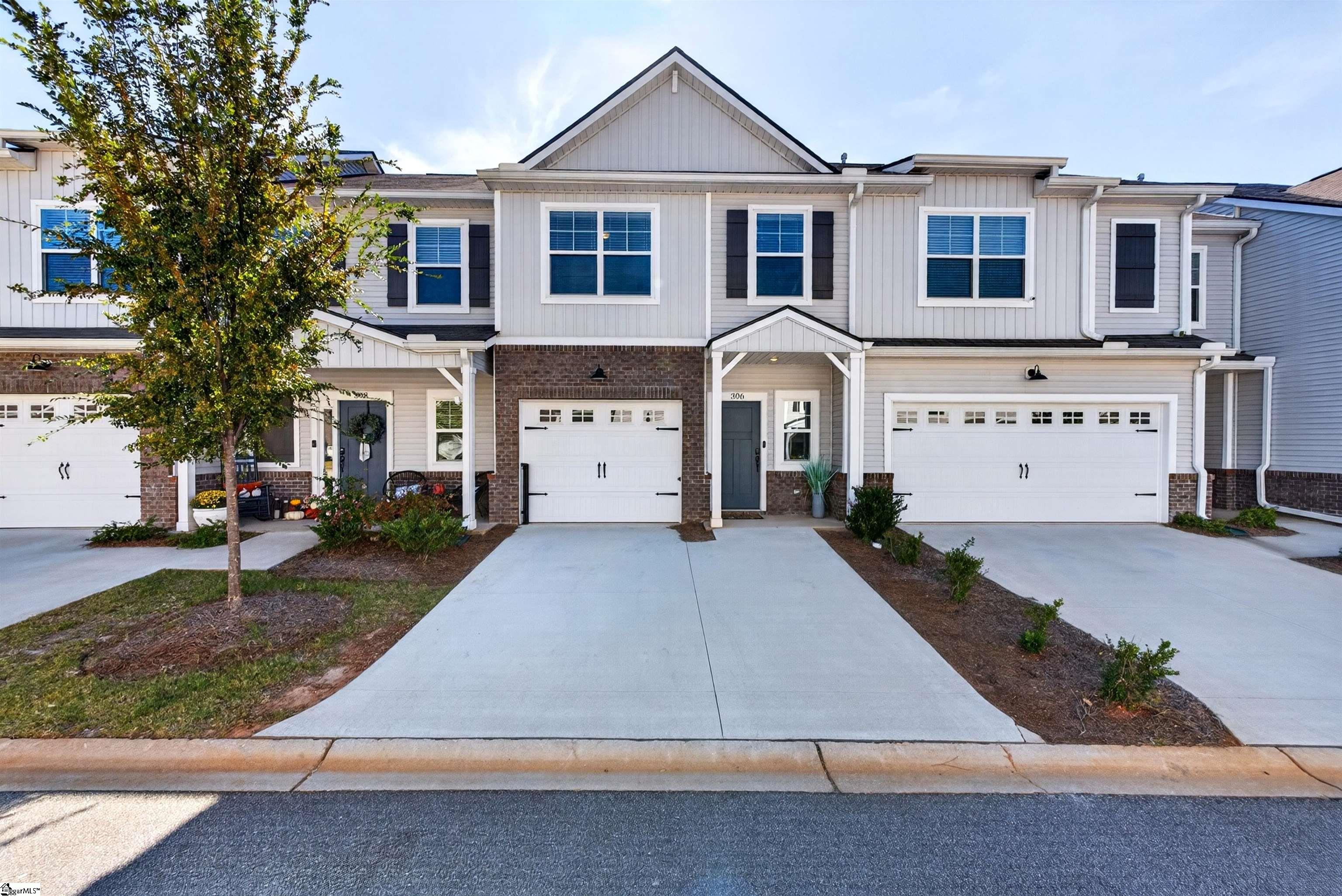 306 Hollenbeck Place Greenville SC 29607