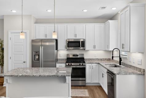 306 Hollenbeck Place Greenville SC 29607