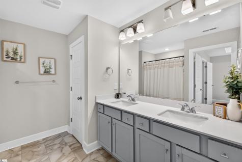 306 Hollenbeck Place Greenville SC 29607