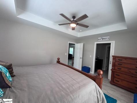 932 Eagle Harbor Drive Hodges SC 29653