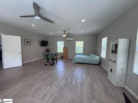 932 Eagle Harbor Drive Hodges SC 29653
