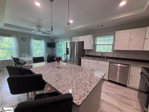 932 Eagle Harbor Drive Hodges SC 29653