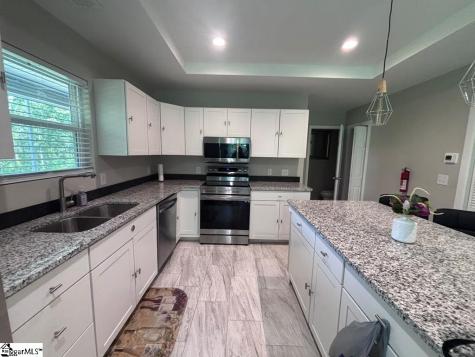 932 Eagle Harbor Drive Hodges SC 29653