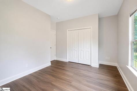 274 Millwood Lane Wellford SC 29385