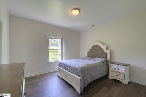 274 Millwood Lane Wellford SC 29385