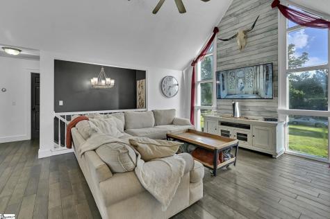 33 Souther Road Hendersonville NC 28732