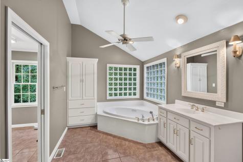 103 Lancelot Court Simpsonville SC 29681