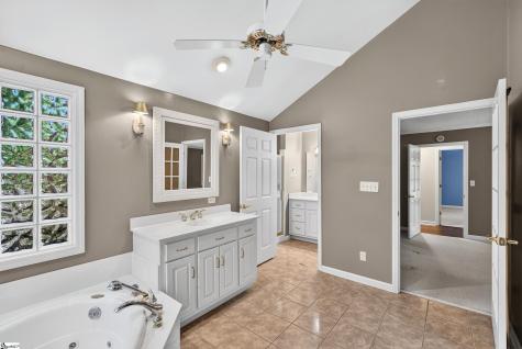 103 Lancelot Court Simpsonville SC 29681