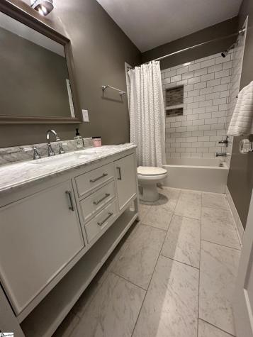 34 Brookside Circle Greenville SC 29609